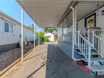 25-31313 Livingstone Avenue - 4