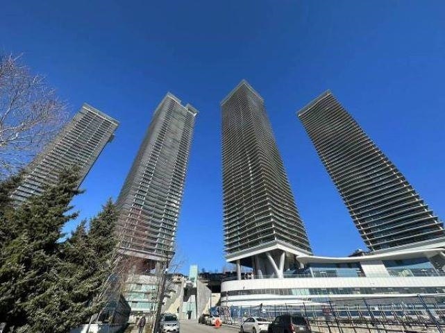 29F-4890 Lougheed Highway, Burnaby, BC, V5C 0N2