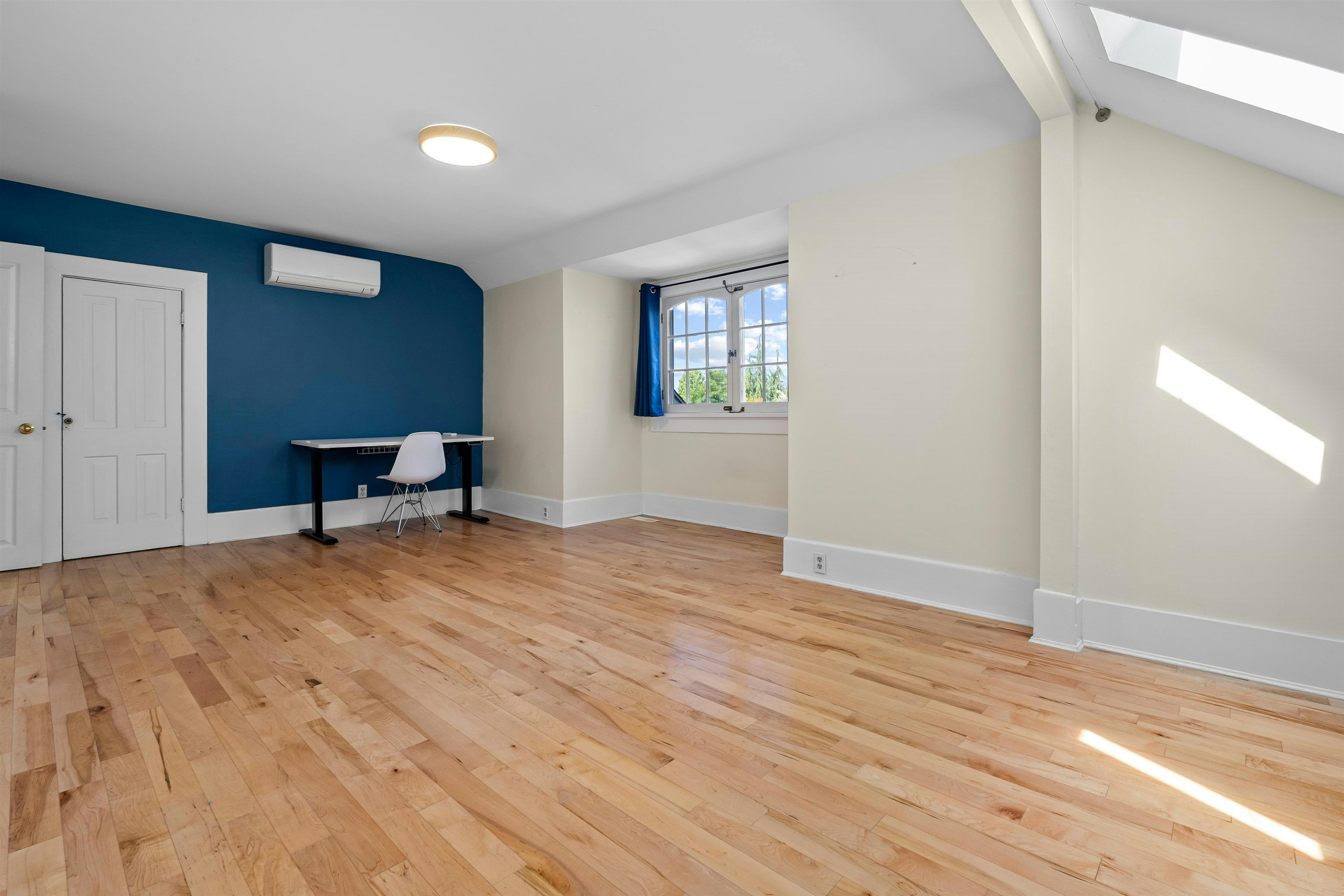 2656 W 3rd Avenue, Vancouver, BC, V6K 1M3 - 12