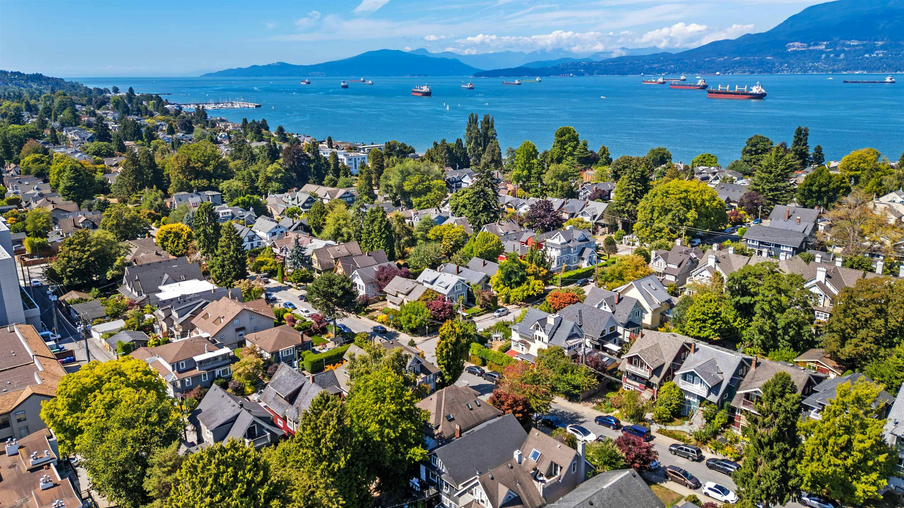 2656 W 3rd Avenue, Vancouver, BC, V6K 1M3 - 16