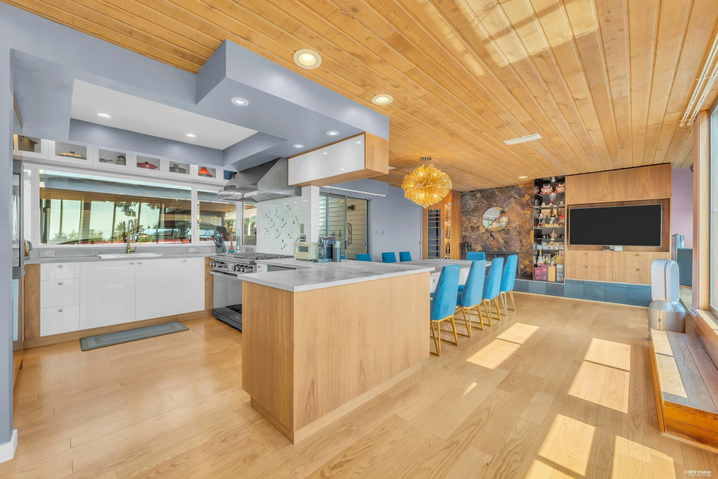 1315 Tyrol Road, West Vancouver, BC, V7S 2L5 - 12
