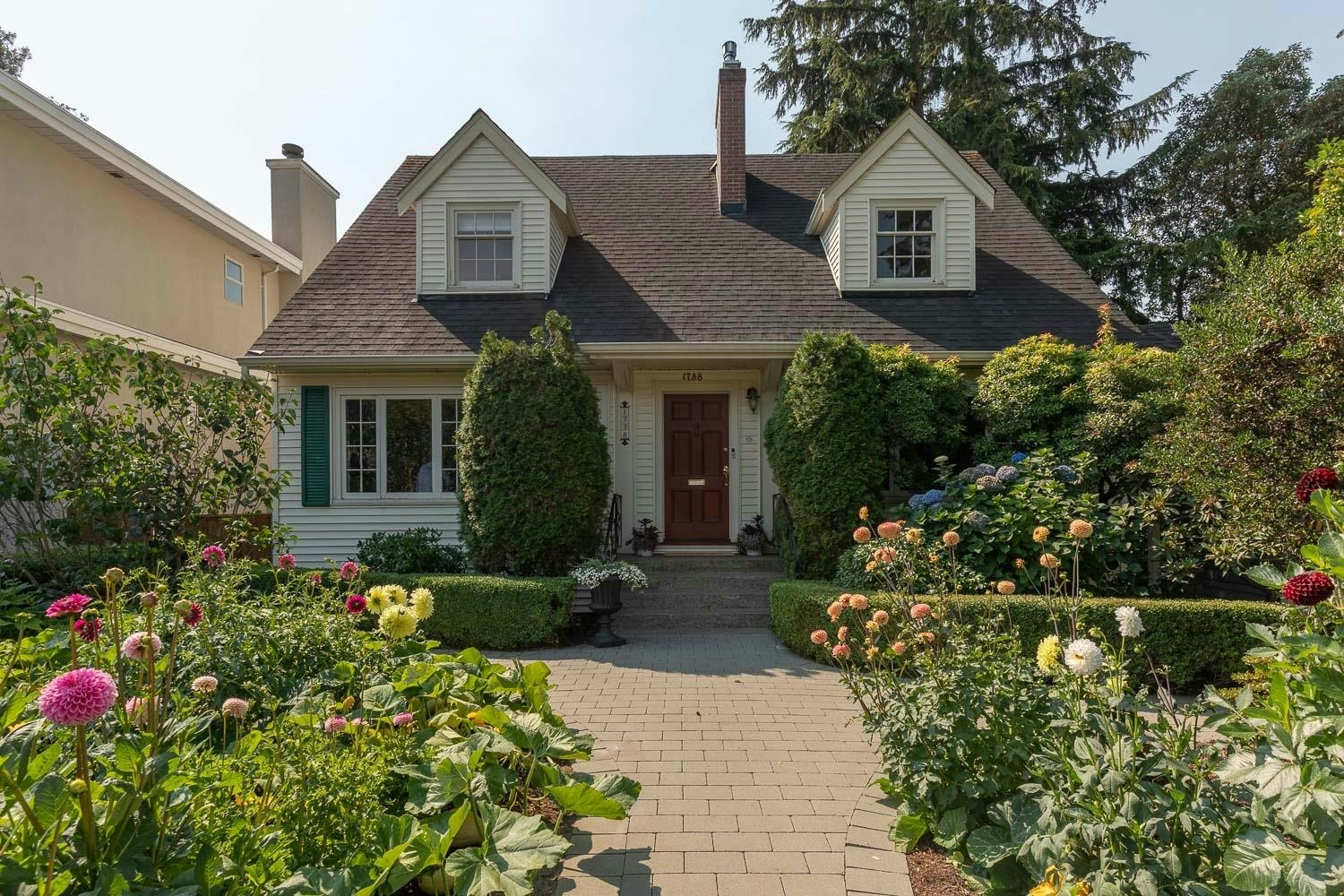 1738 W 66th Avenue, Vancouver, BC, V6P 2S3
