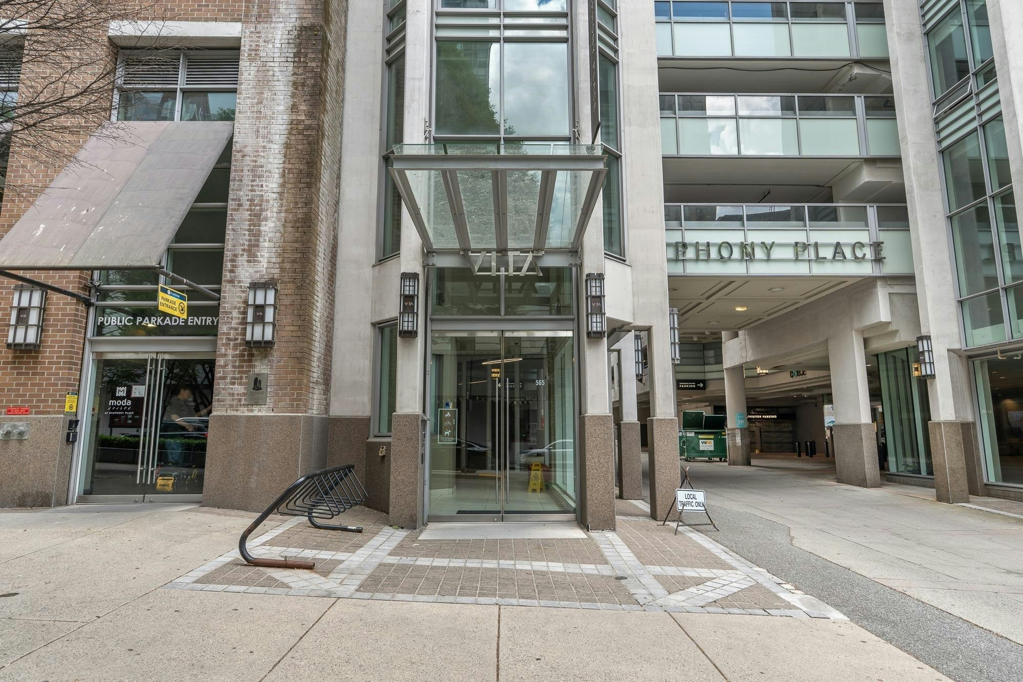 1205-565 Smithe Street, Vancouver, BC, V6B 0E4 - 2