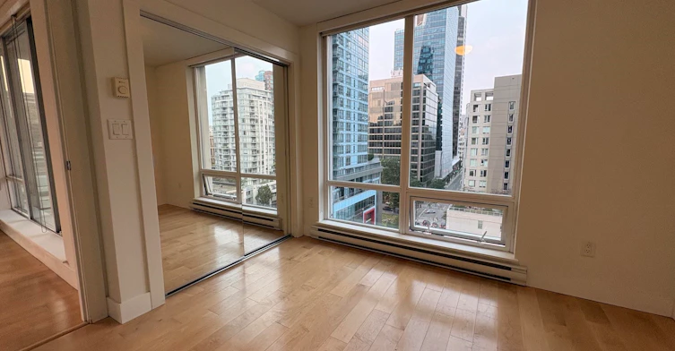 1205-565 Smithe Street, Vancouver, BC, V6B 0E4 - 10