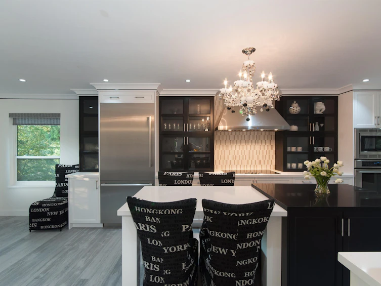 5530 Greenleaf Road, West Vancouver, BC, V7W 1N6 - 10