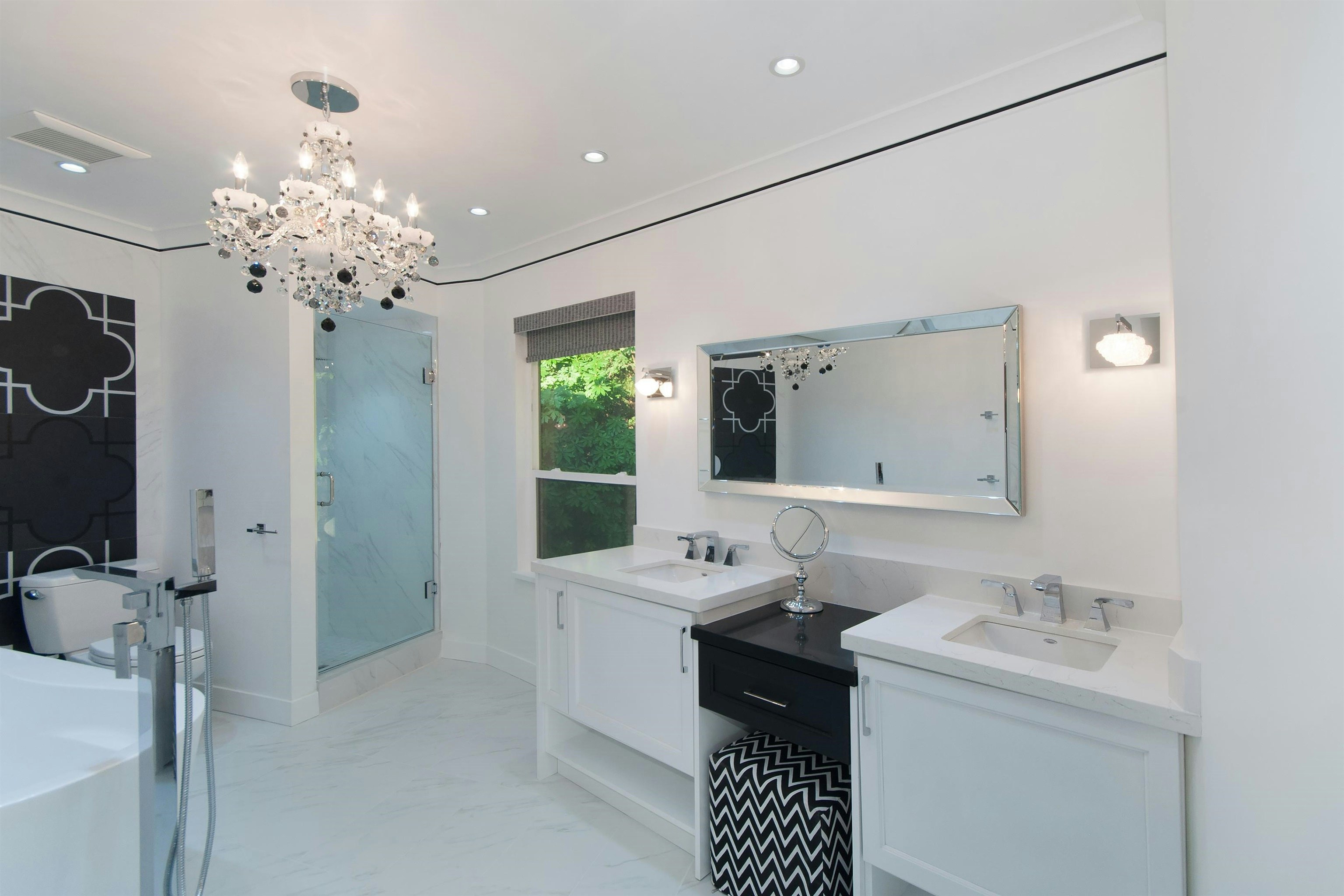5530 Greenleaf Road, West Vancouver, BC, V7W 1N6 - 15