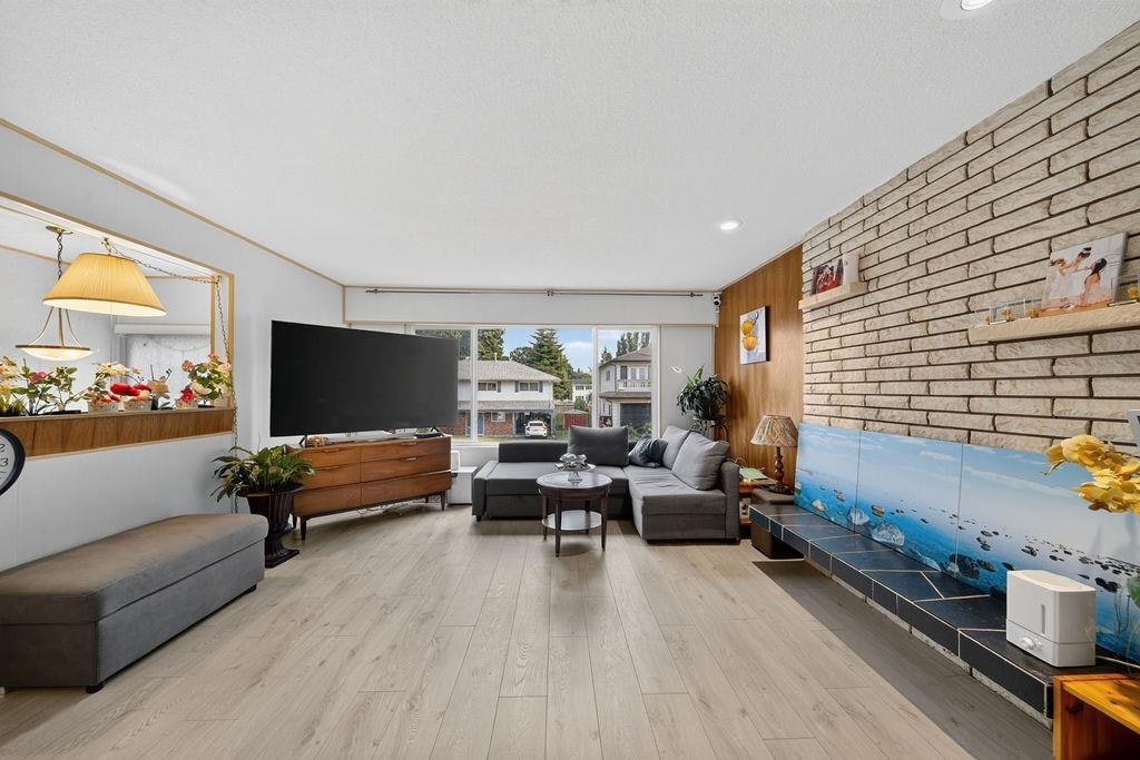 6071 Drewry Crescent, Richmond, BC, V7C 2T8 - 11