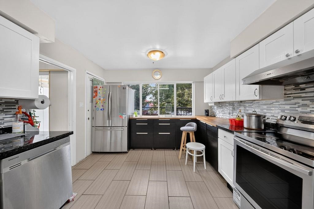 6071 Drewry Crescent, Richmond, BC, V7C 2T8 - 17