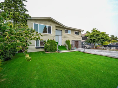 6071 Drewry Crescent - 2