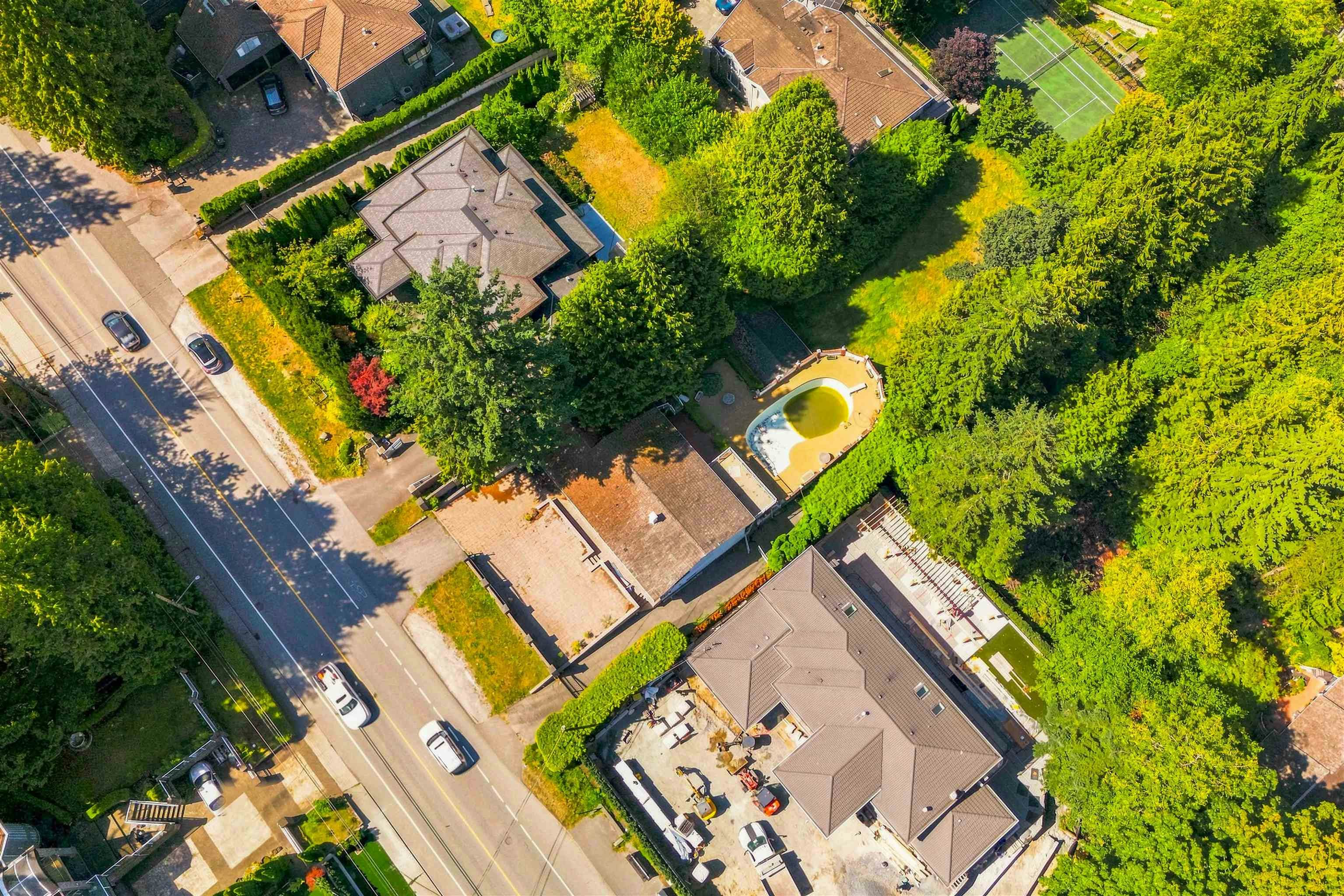 7581 Burris Street, Burnaby, BC, V5E 1Z1 - 11