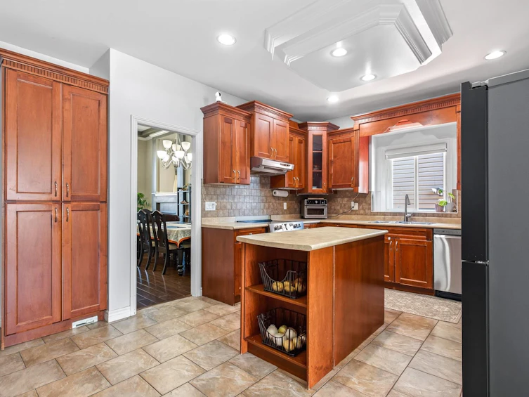 13486 64 Avenue, Surrey, BC, V3W 1Y3 - 15
