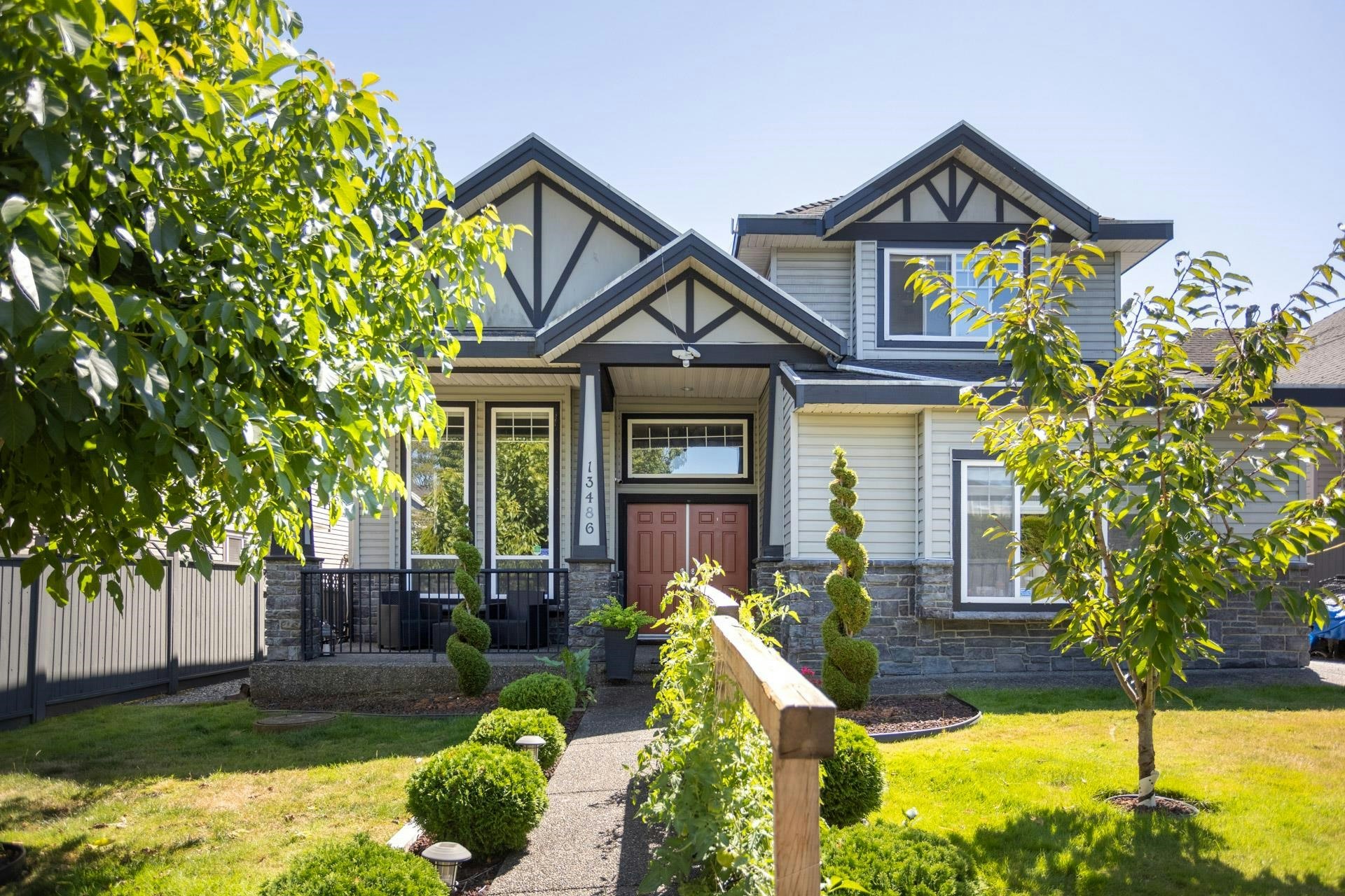 13486 64 Avenue, Surrey, BC, V3W 1Y3