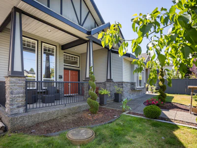 13486 64 Avenue - 4