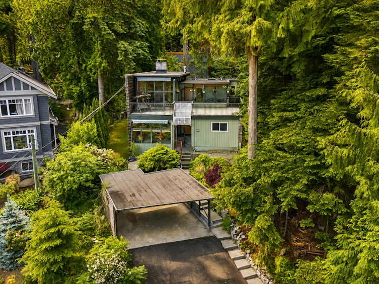 550 Ventura Crescent, North Vancouver, BC, V7N 3G9 - 2