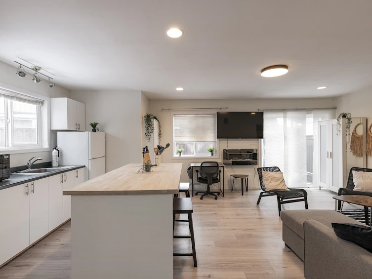 39726 Government Road, Squamish, BC, V8B 0G3 - 31