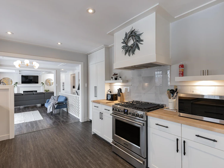39726 Government Road, Squamish, BC, V8B 0G3 - 10