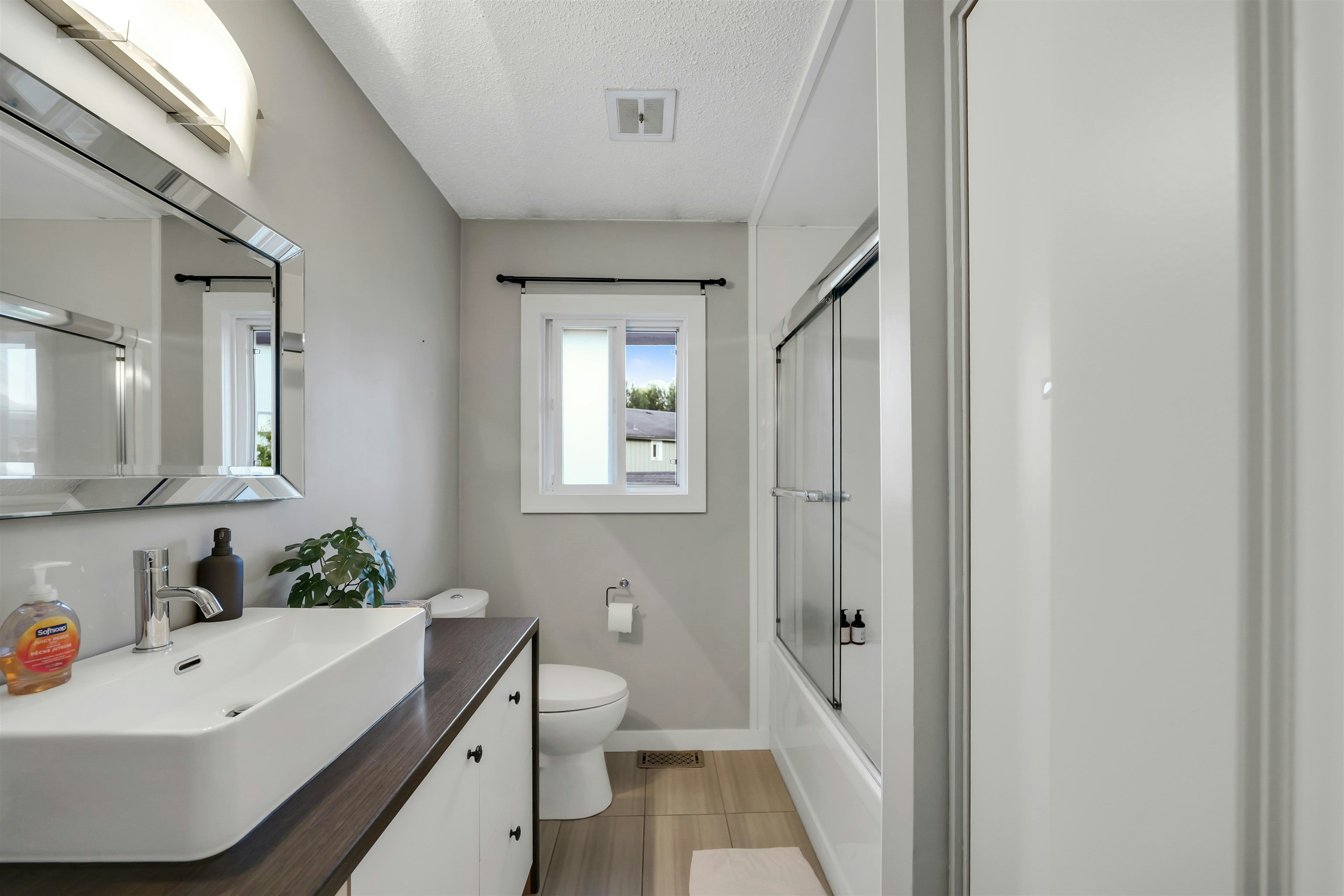 39726 Government Road, Squamish, BC, V8B 0G3 - 18