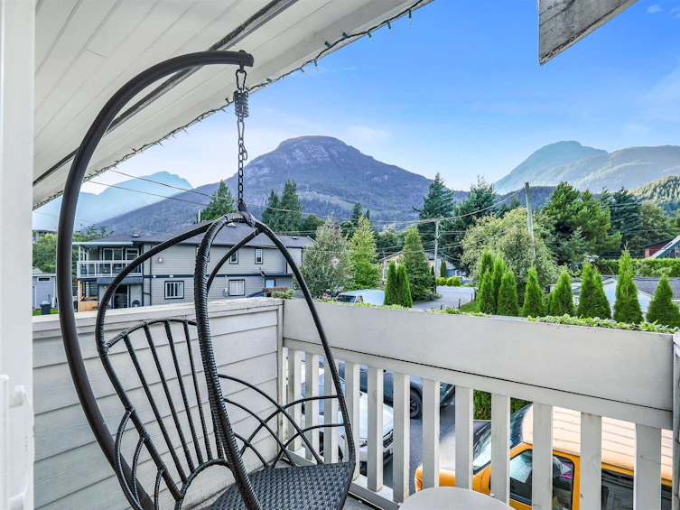 39726 Government Road, Squamish, BC, V8B 0G3 - 2