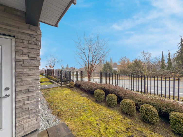 207-9983 E Barnston Drive, Surrey, BC, V4N 6T3 - 27