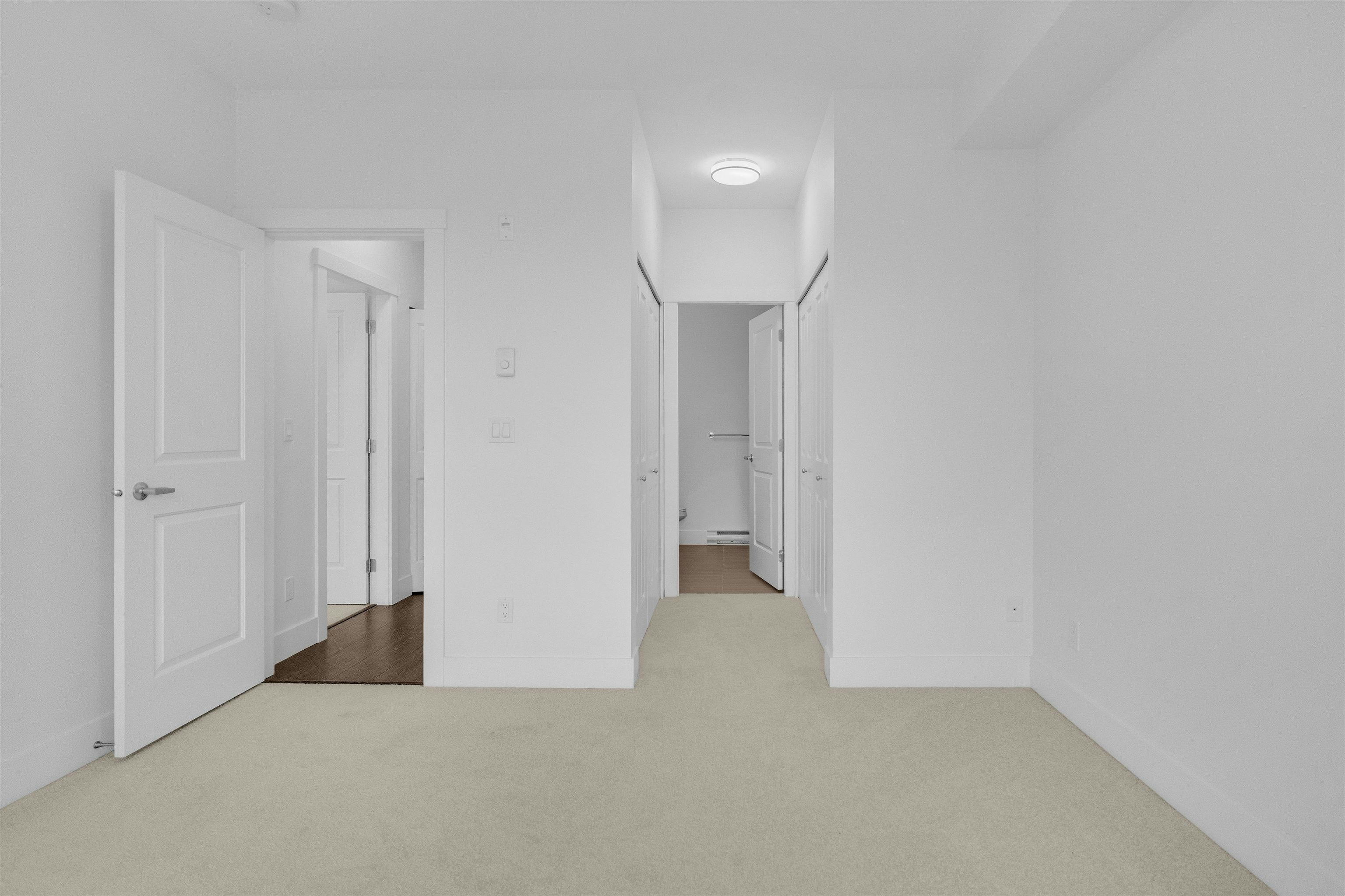 207-9983 E Barnston Drive, Surrey, BC, V4N 6T3 - 11