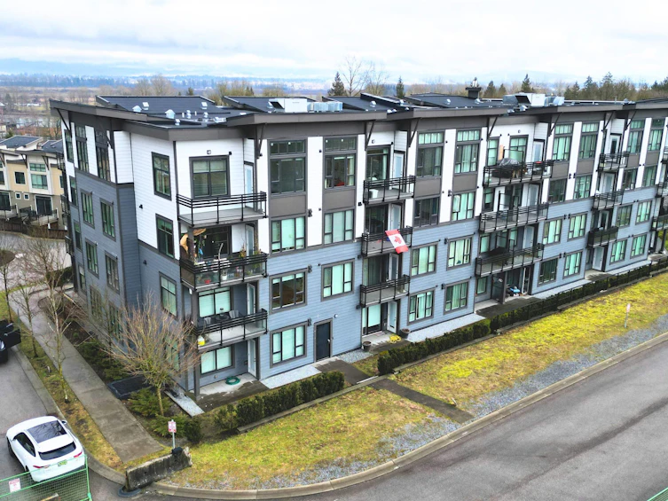 207-9983 E Barnston Drive, Surrey, BC, V4N 6T3 - 30