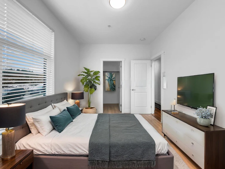 207-9983 E Barnston Drive, Surrey, BC, V4N 6T3 - 8