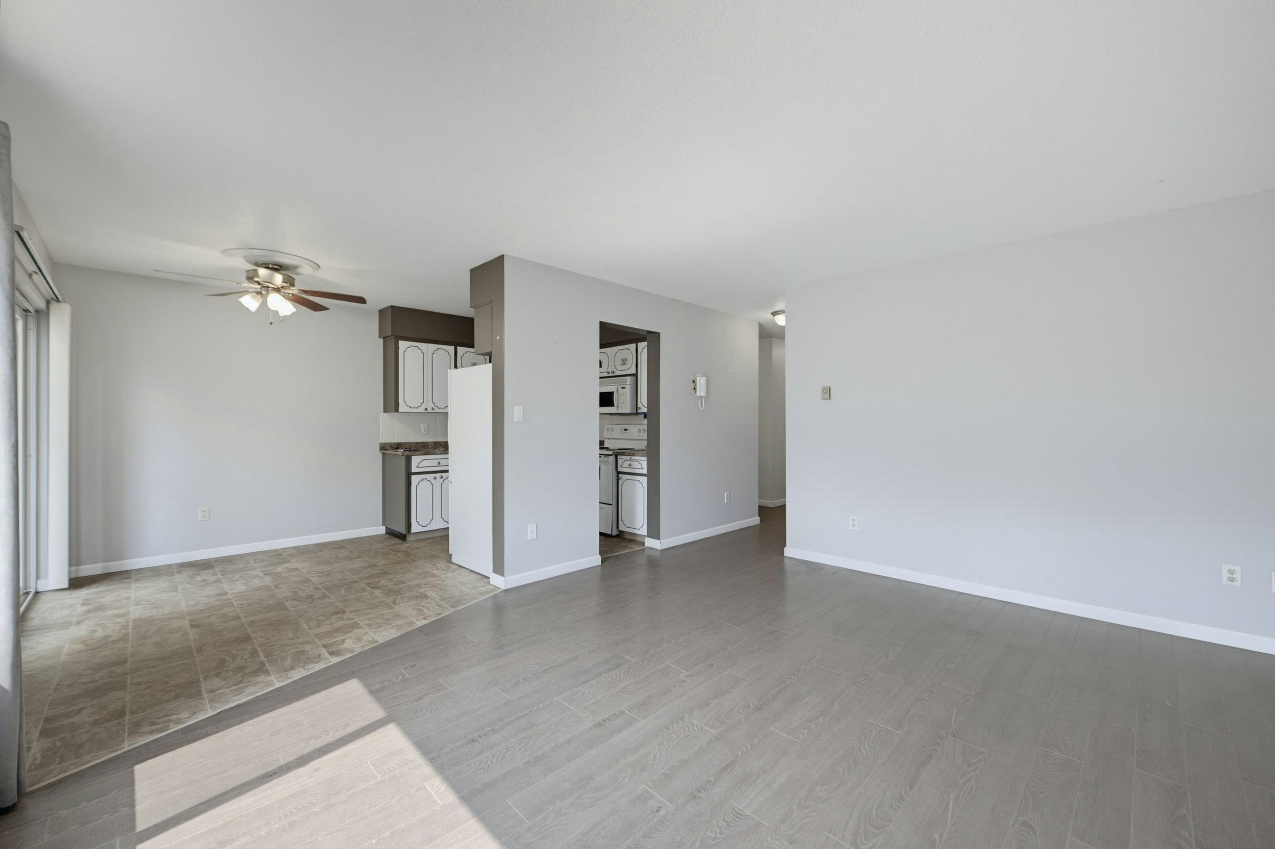 108-2853 W Bourquin Crescent, Abbotsford, BC, V2S 6H6 - 11