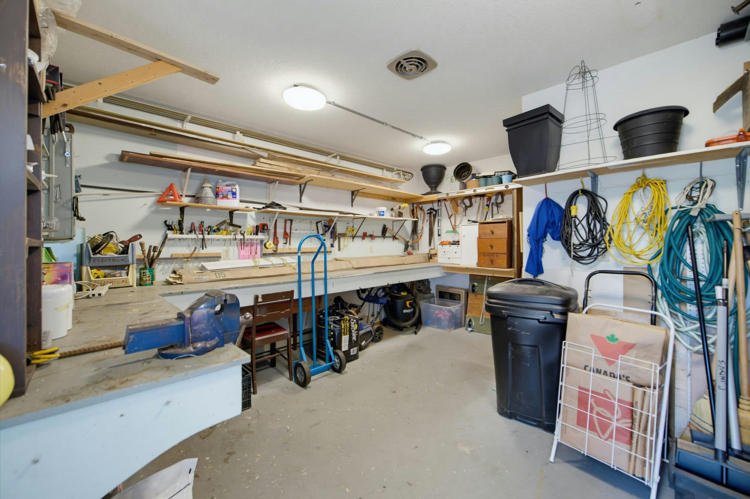 108-2853 W Bourquin Crescent, Abbotsford, BC, V2S 6H6 - 32