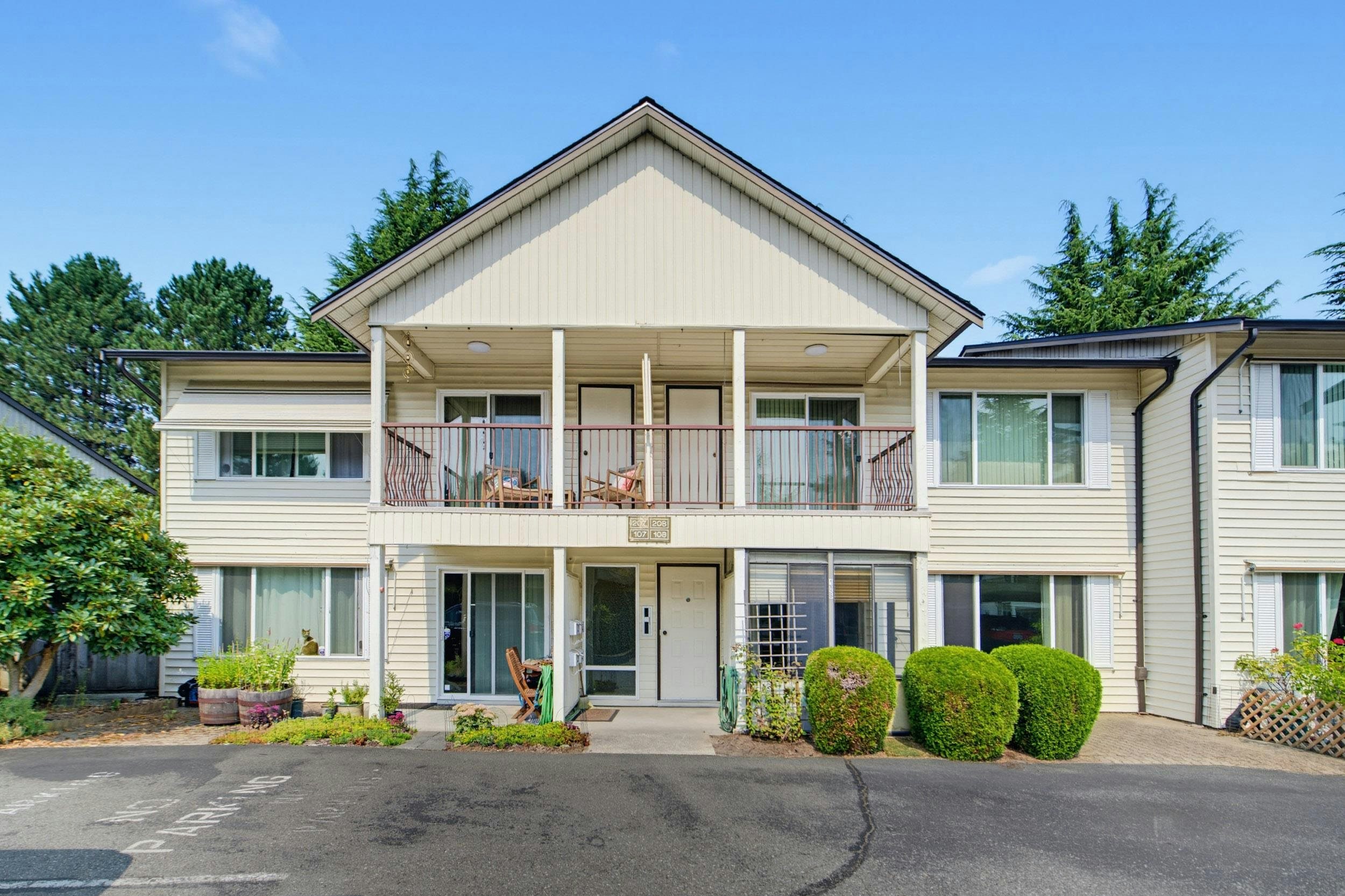 108-2853 W Bourquin Crescent, Abbotsford, BC, V2S 6H6