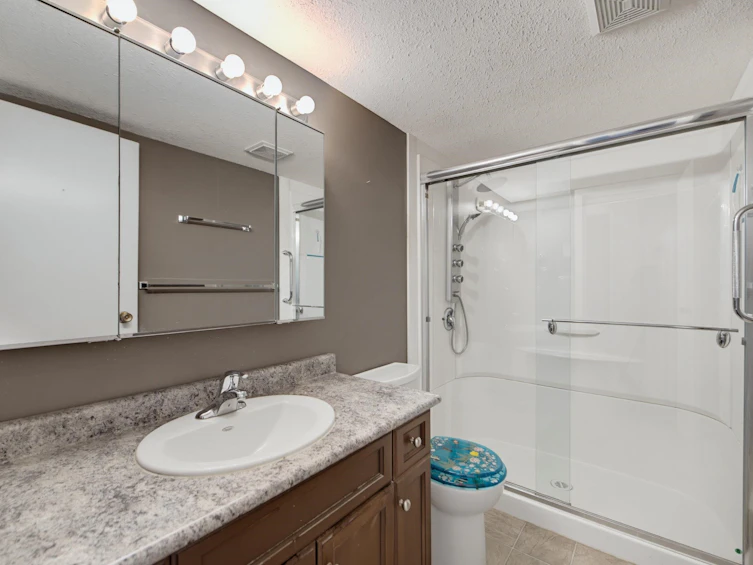 108-2853 W Bourquin Crescent, Abbotsford, BC, V2S 6H6 - 24