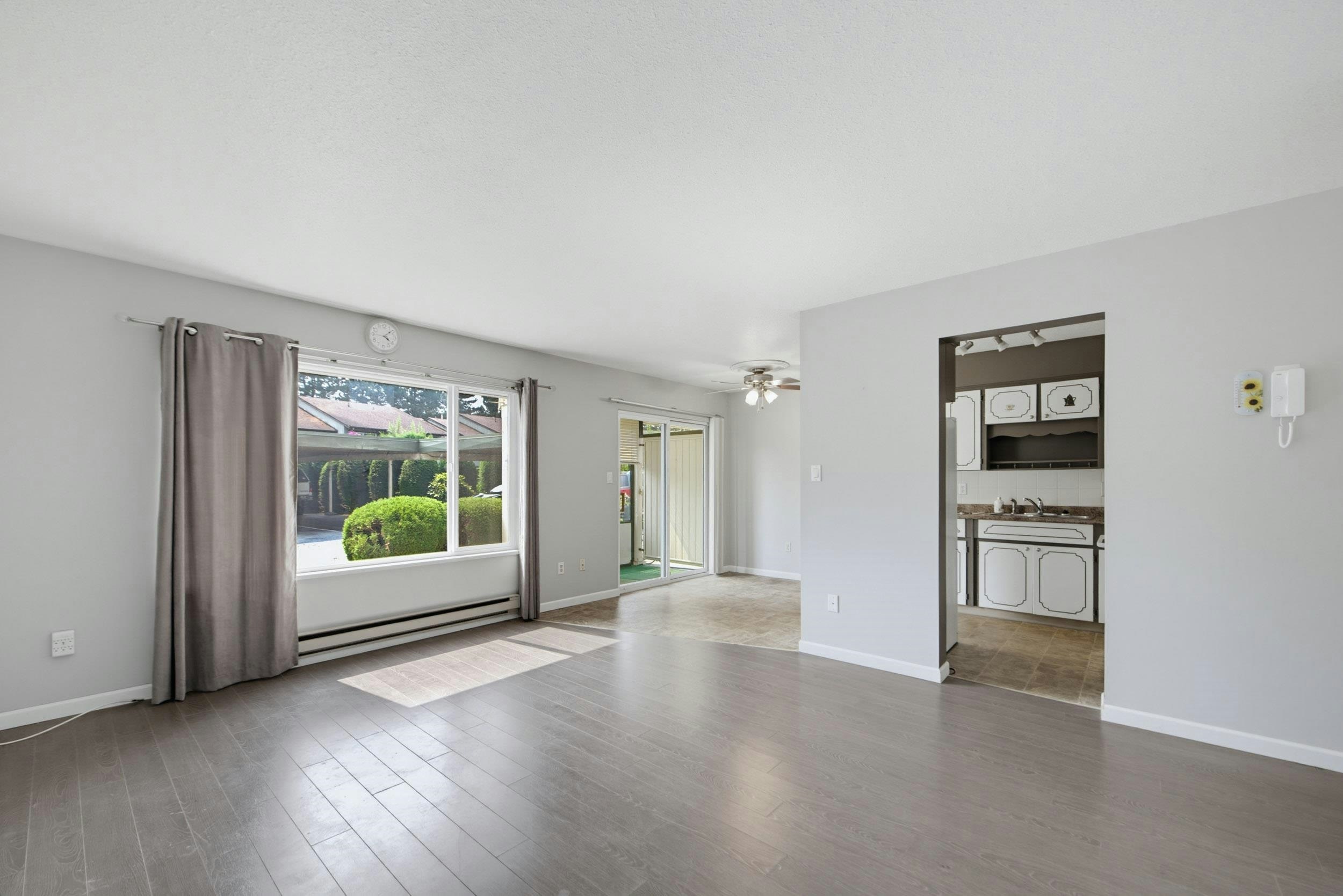 108-2853 W Bourquin Crescent, Abbotsford, BC, V2S 6H6 - 9