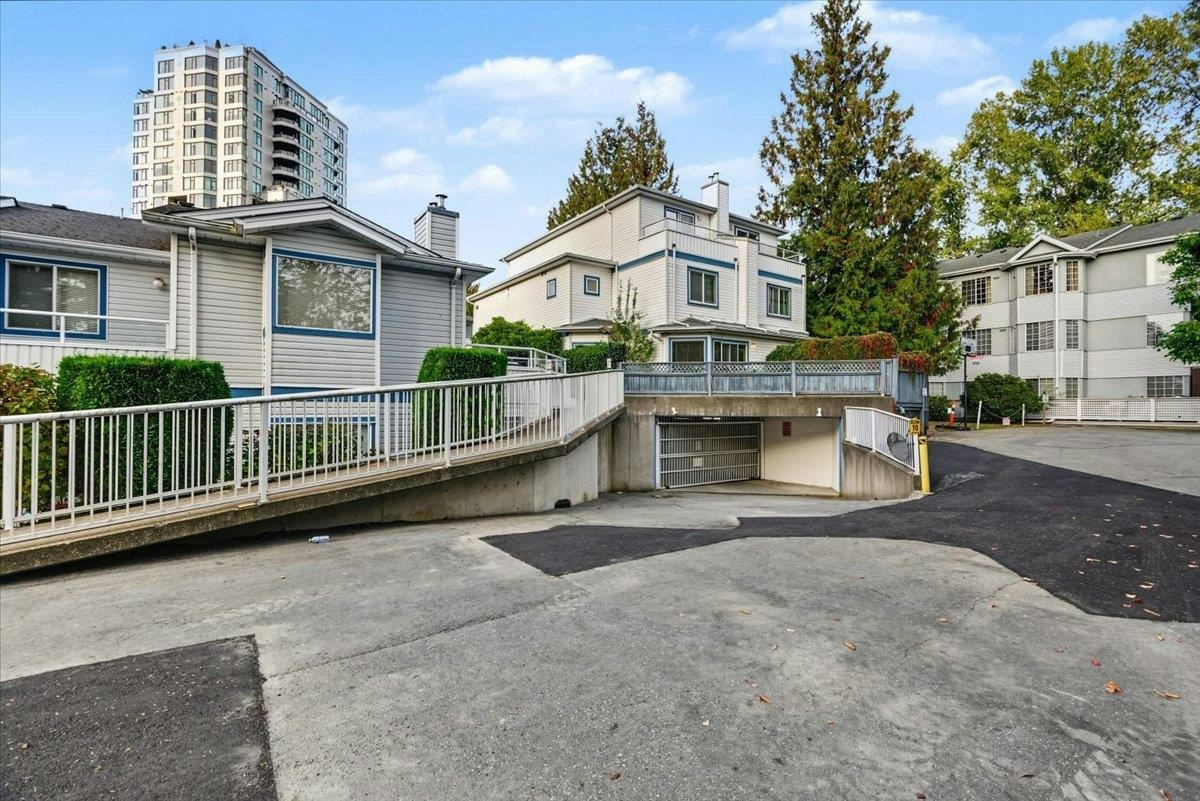 201-13863 100 Avenue, Surrey, BC, V3T 5P5