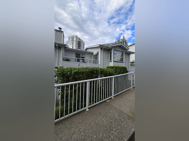 201-13863 100 Avenue, Surrey, BC, V3T 5P5