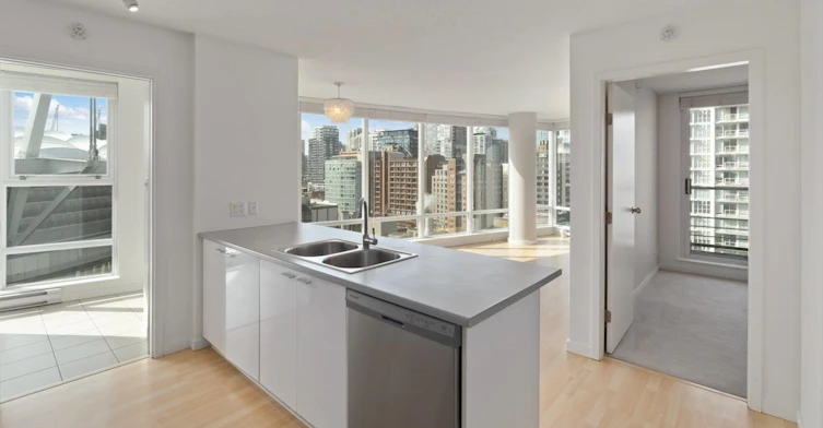 1503-111 W Georgia Street, Vancouver, BC, V6E 4M3