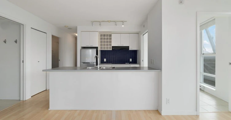 1503-111 W Georgia Street, Vancouver, BC, V6E 4M3 - 2
