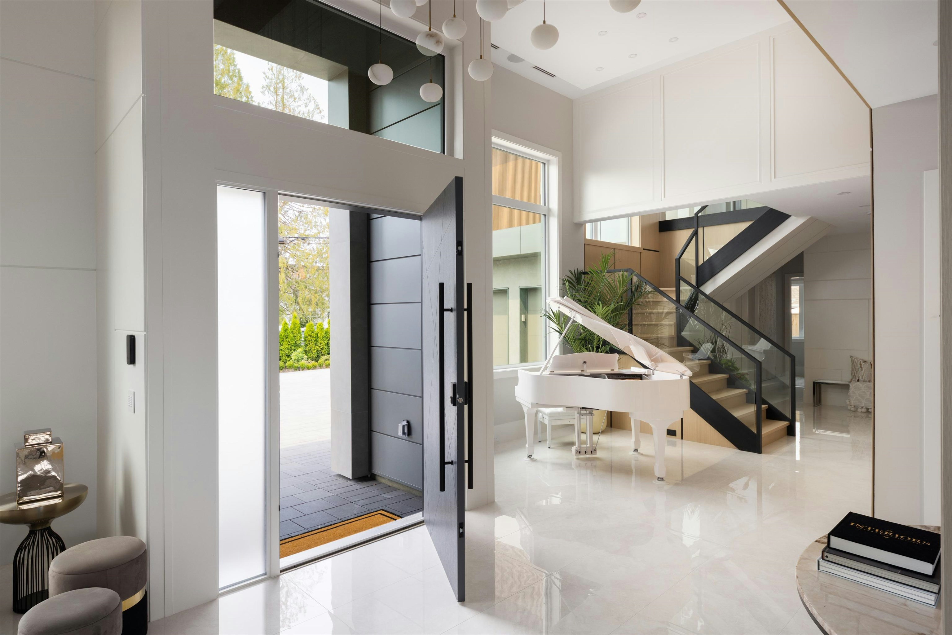 8060 Minler Road, Richmond, BC, V7C 3T7 - 2