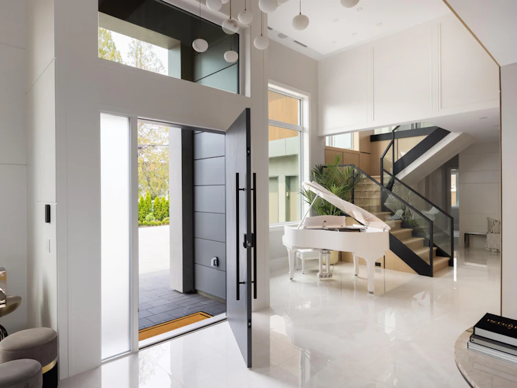 8060 Minler Road, Richmond, BC, V7C 3T7 - 2