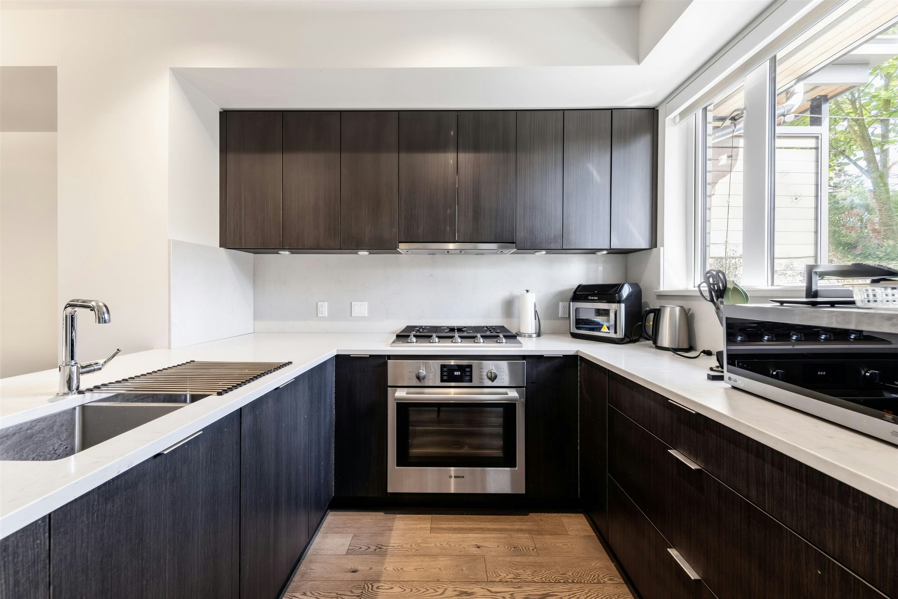 5490 Oak Street, Vancouver, BC, V6M 2V6 - 9