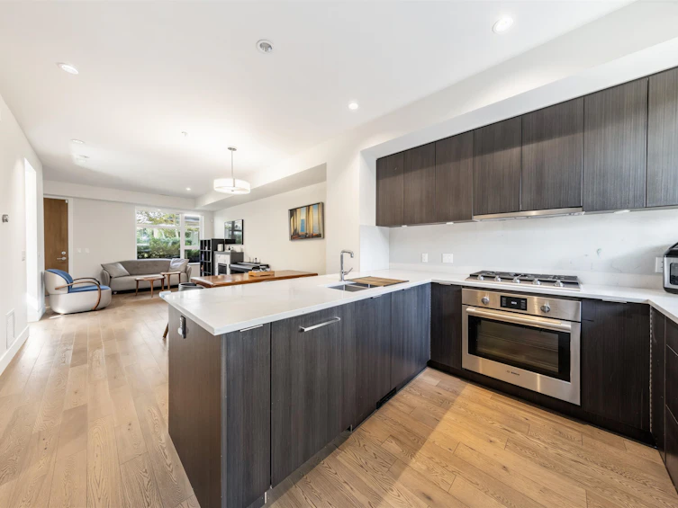 5490 Oak Street, Vancouver, BC, V6M 2V6 - 10