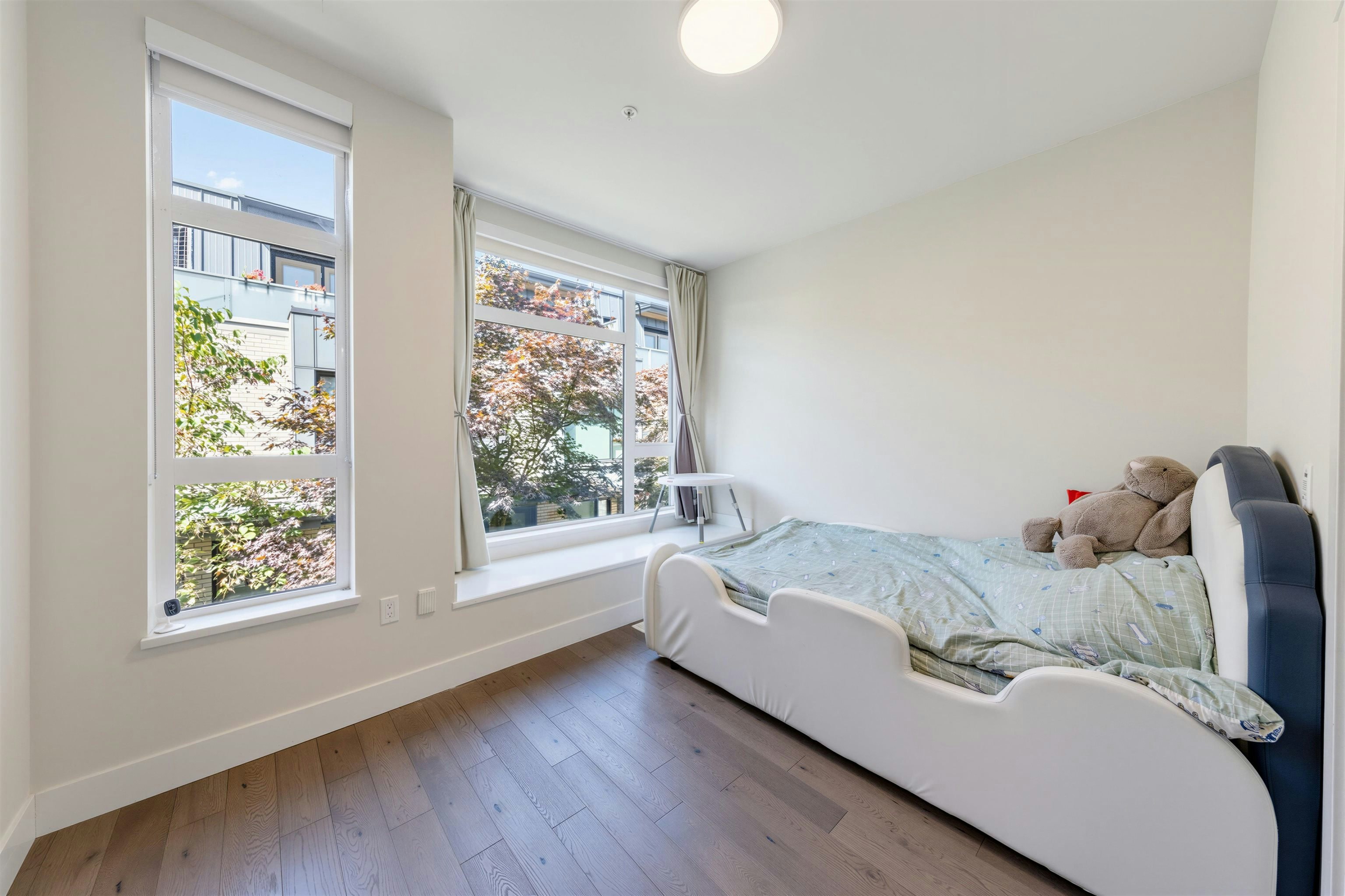 5490 Oak Street, Vancouver, BC, V6M 2V6 - 17