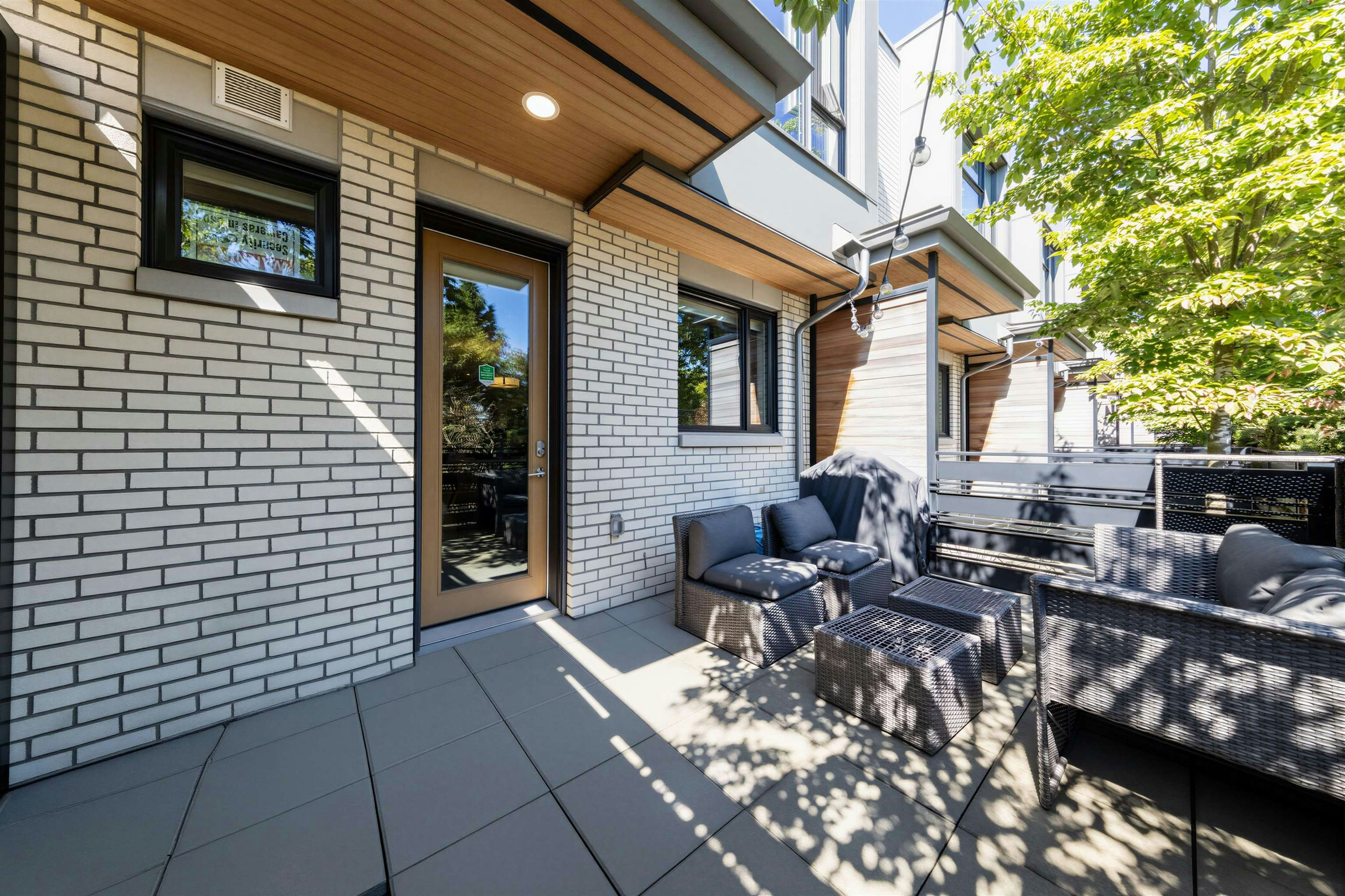 5490 Oak Street, Vancouver, BC, V6M 2V6 - 4