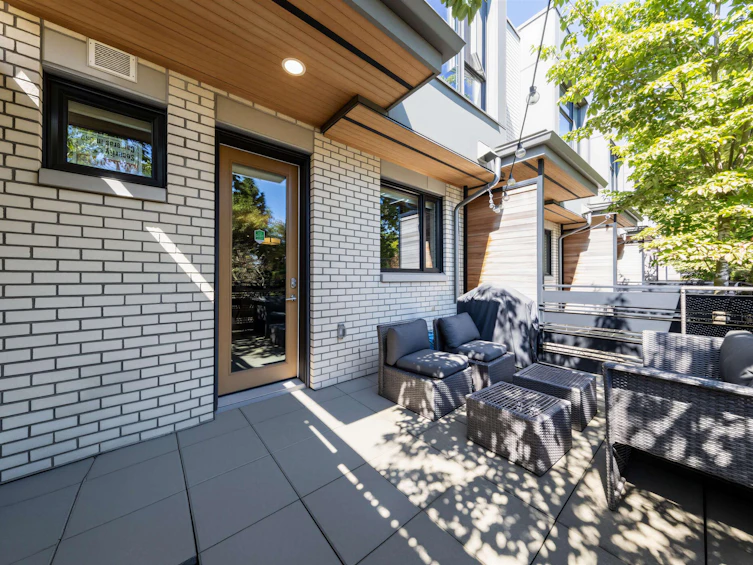 5490 Oak Street, Vancouver, BC, V6M 2V6 - 4