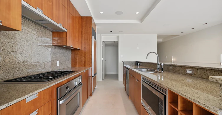 4X03-1077 W Cordova Street, Vancouver, BC, V6C 0B9 - 10
