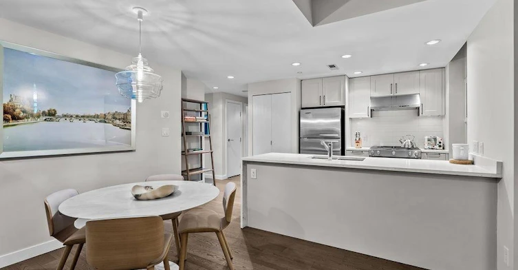 90X-638 Beach Crescent, Vancouver, BC, V6Z 3H4 - 4