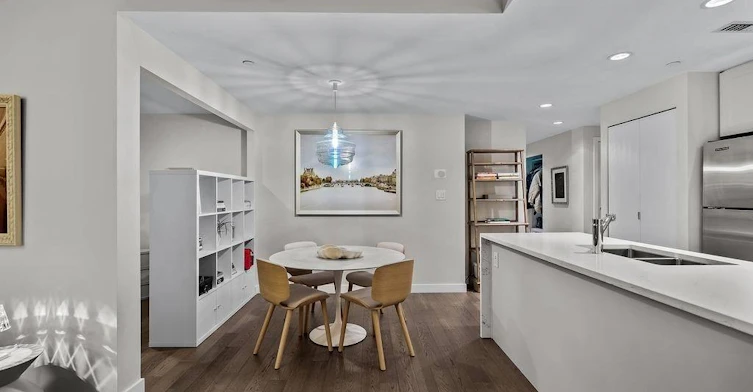 90X-638 Beach Crescent, Vancouver, BC, V6Z 3H4 - 3