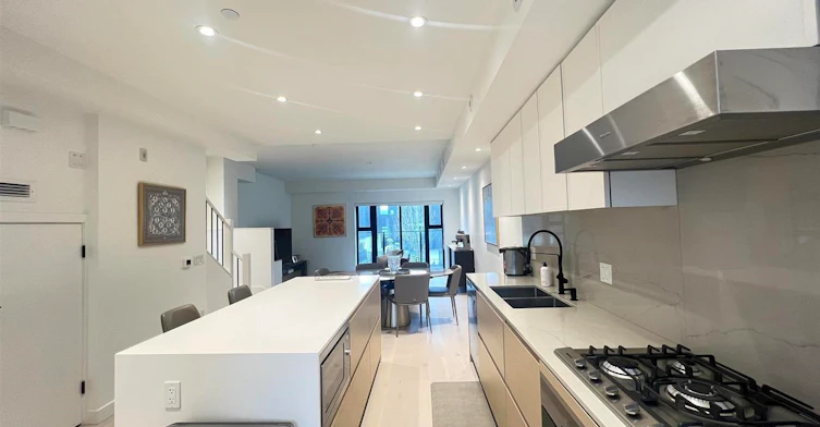 34-530 W 28th Avenue, Vancouver, BC, V5Z 2H1 - 13