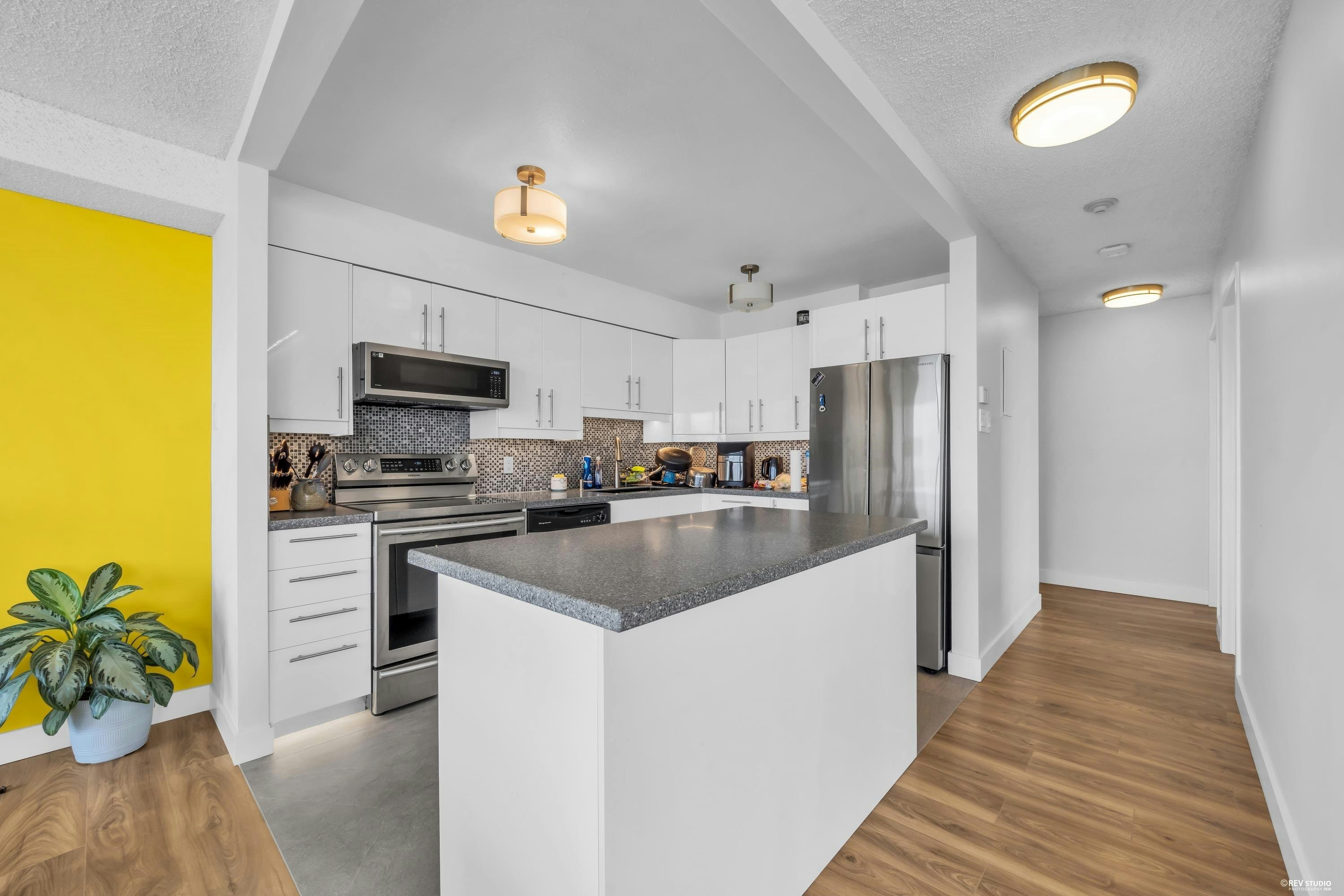 2006-6540 Burlington Avenue - 5