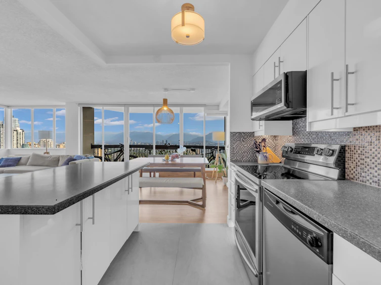 2006-6540 Burlington Avenue, Burnaby, BC, V5H 4G3