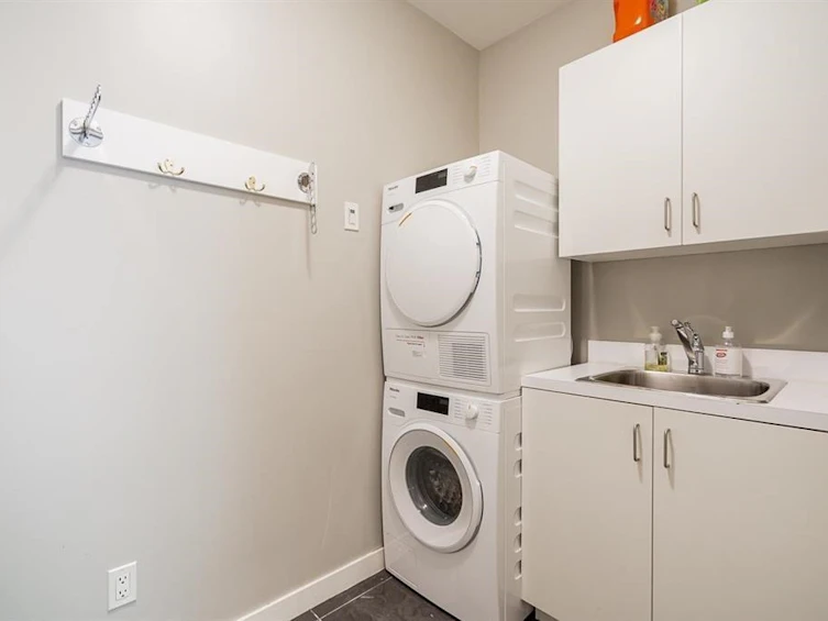 1163 W Cordova Street, Vancouver, BC, V6C 0A1 - 15