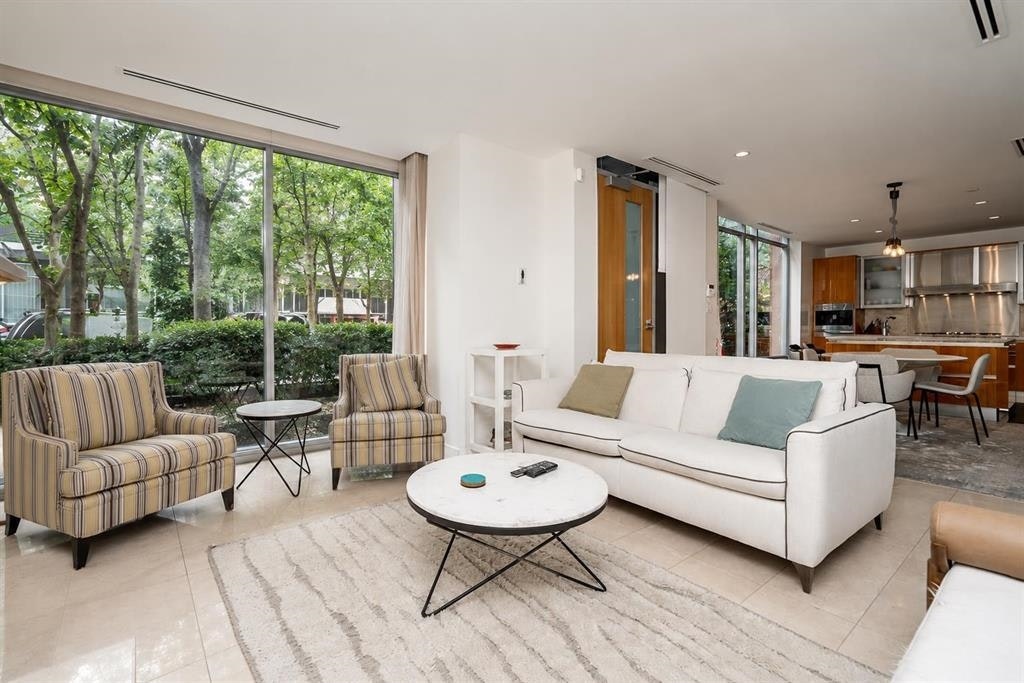 1163 W Cordova Street, Vancouver, BC, V6C 0A1 - 12